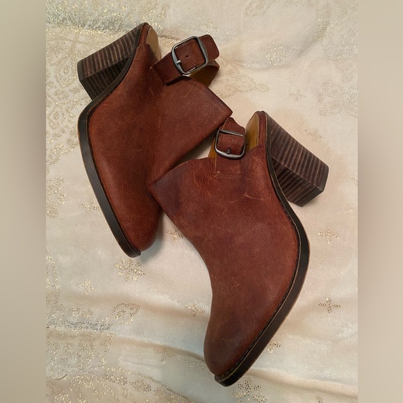 Lucky Brand Heeled Booties - Picture 5 of 12